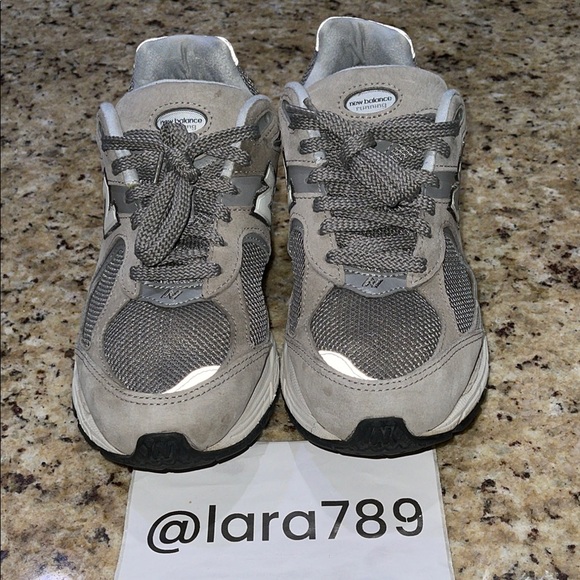 New Balance 2002R Gray Sneakers